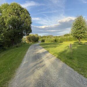 20260603_190222544_ios-300x300